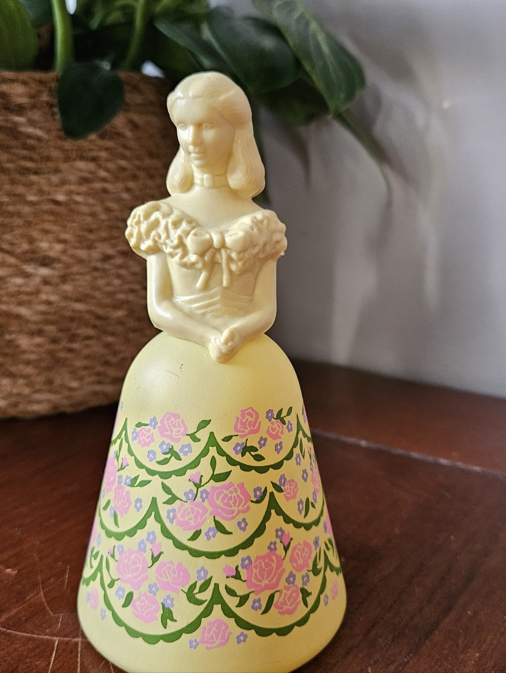 Vintage 1980s Avon "American Belle" Perfume Bottle